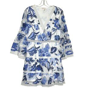 Entro Women's Blue and White Bell Sleeve Floral Large Dress